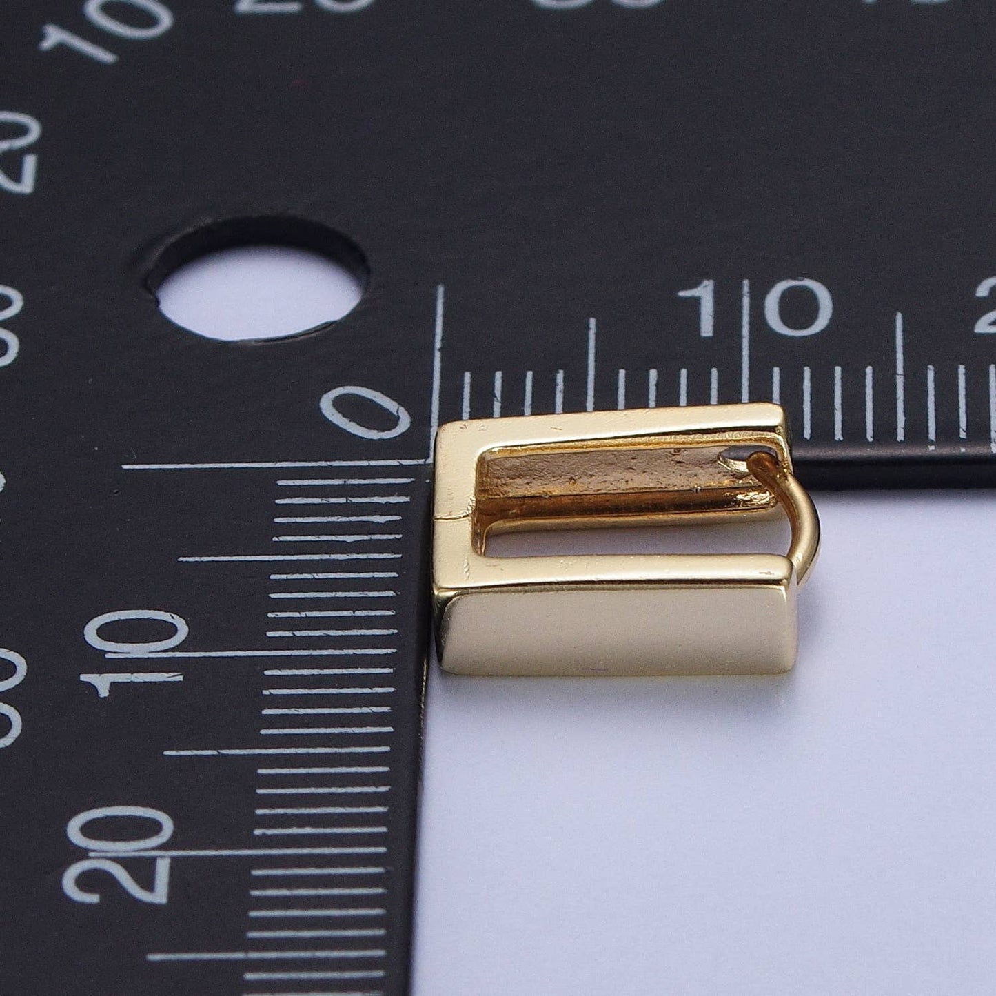 Modern Geometric Square Hoop Earrings in Gold Geometric