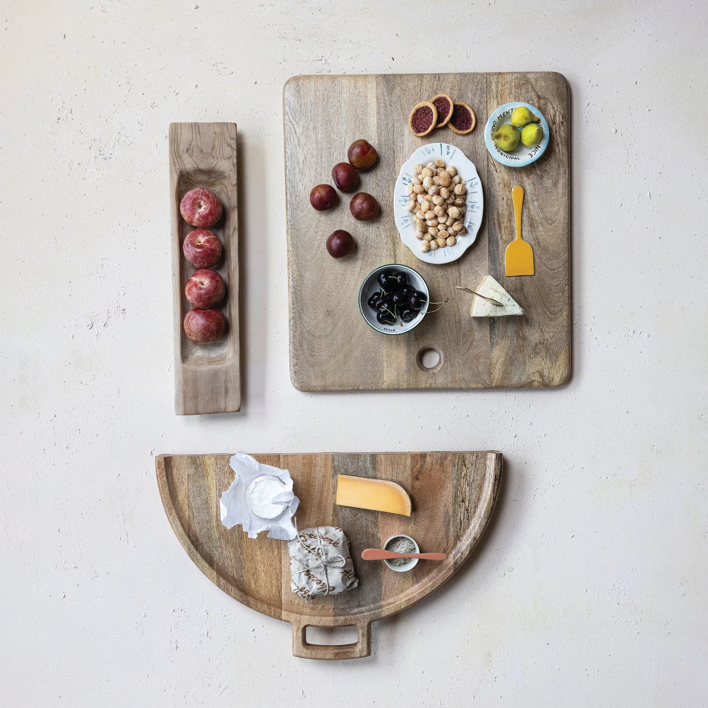 Giant Mango Wood Cheese Cutting Board ( In-Store Pick Up Only)