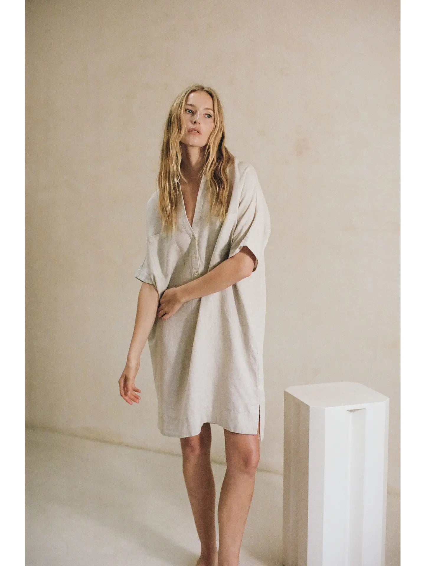 THE EVELIA LINEN DRESS