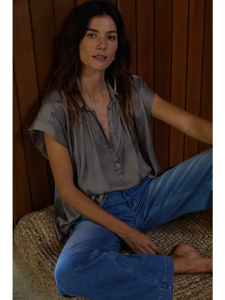 LIZA BUTTON DOWN TOP - Grey