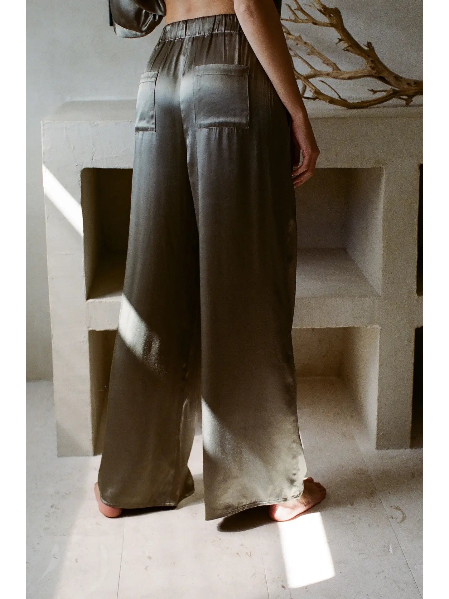 Rhemi Satin Pants - Olive